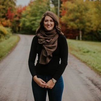 Truroagromart's tweet photo. We would like to welcome Mel Bent to our team!

Mel grew up in PEI &amp; graduated from DAL AC in '18 w a BSc Ag Plant Sci. She &amp; husband Chad live in Middleton with son Clay on the family dairy farm. 

Mel is excited to join us &amp; looks forward to working with the team &amp; growers! https://t.co/wOS1gam1Yd