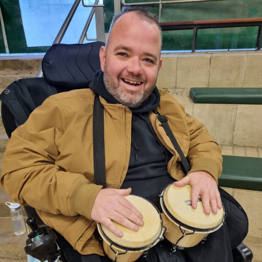 praxiscare's tweet photo. One of our Templemore Supported Living residents has been embracing his musical side recently!😎✨ We love to see the smiles on our resident’s faces 💜 @WesternHSCTrust
#ShapedAroundTheIndividual #PersonCentredCare #MakeADifferenceDaily #FoyleCommunity https://t.co/GqgCFRyPcN