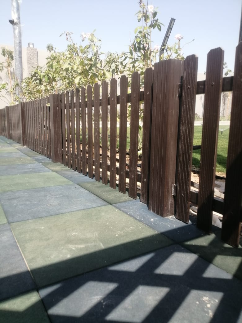 Wpc43285492's tweet photo. #هند_القحطاني 
منتجات بديل الخشب احد منتجات شركة مقنا للتنمية الصناعية : في الصور المرفقة حاجز من بديل الخشب المنتج المستخدم :
12X12
1X7
2.5X5 https://t.co/5NOOwroy1Q