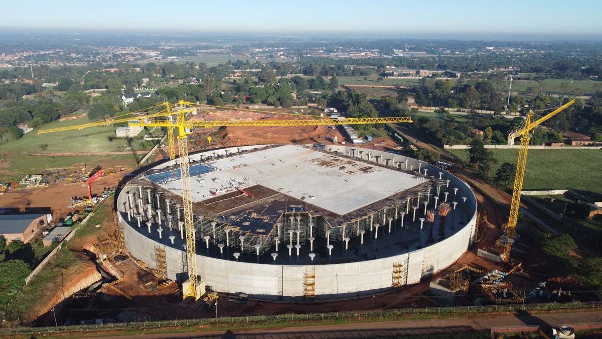 Rand_Water's tweet photo. #FindingNewWays #KnowBetterDoBetter #RandWater #Innovation #ConcreteInnovation #ConcreteInvention #construction
Our Vlakfontein Reservoir is currently under construction. The pictures provide a visual journey of the construction of this cylindrical post-tensioned reservoir. https://t.co/C2FlVlT35k