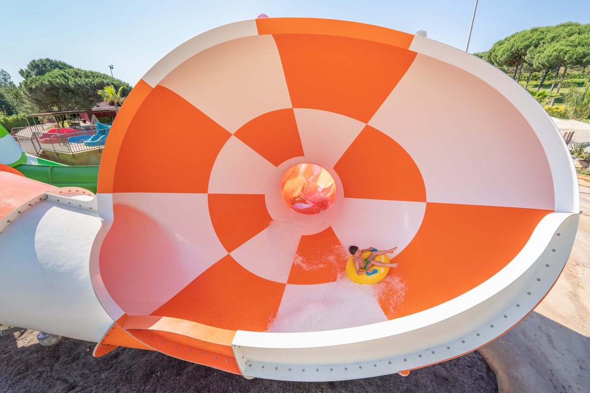 ProSlideTech's tweet photo. The KIDZ TORNADO offers gentle movements perfect for a park’s youngest guests. Designed for a compact footprint, the KIDZ #TORNADO is a great standalone water ride or the perfect addition to ProSlide's RideHOUSE aquatic play structure. #RelentlessInnovation #TimelessTechnology https://t.co/KtaBFgECqL