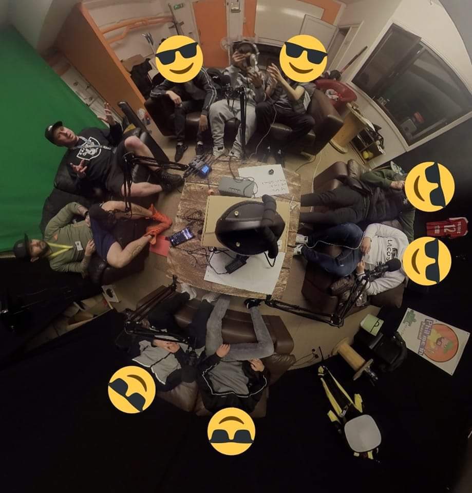 YouthAssocUK's tweet image. Young people in Leeds have been talking about the effects of knife crime and how we can reduce it in Leeds an a bit of a podcast session. 
Phil Me in Podcast 
@StGilesTrust @lifeexperiencep  #youthworkchangeslives 
@LeedsCommFound @wy_vru @JessJen_VRU @YouthServiceENE @LASBTWest