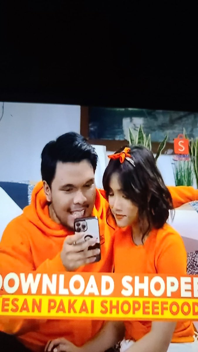 FentiWulanN1's tweet photo. Akan sllu sayang cinta #Thofushopee best best best https://t.co/4EPvOHXGFF