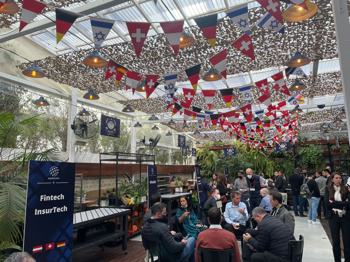 NeugartFelix's tweet photo. Vertiefung einer engen Partnerschaft: Im Mittelpunkt des Wirtschaftsprogramms beim #NRW-Besuch in #Israel stehen der Austausch mit 🇮🇱 #Startups und ein Fachkräfte-Programm des #Handwerk|s - M. #Speich vertritt den erkrankten @HendrikWuest, der mit Videobotschaften präsent bleibt! https://t.co/3Wu4qoRVXd
