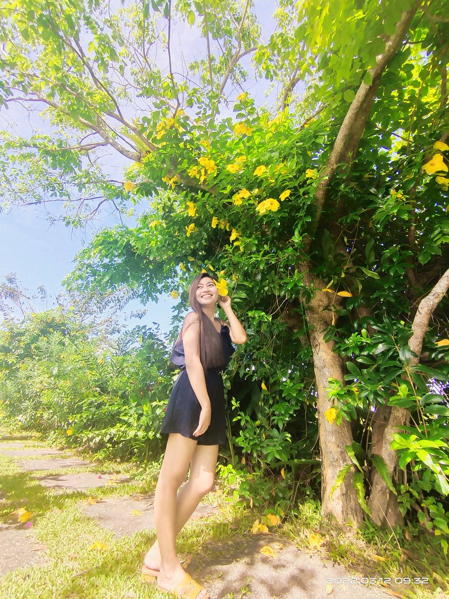 shiela157's tweet photo. I am a year older on this wonderful day. And it's all possible because of Your great love, dear God. Today, I thank You for blessing me so lavishly with your choicest blessings! 

#birthdaygirl #birthday #birthdaywishes https://t.co/TR9qRGSrcv