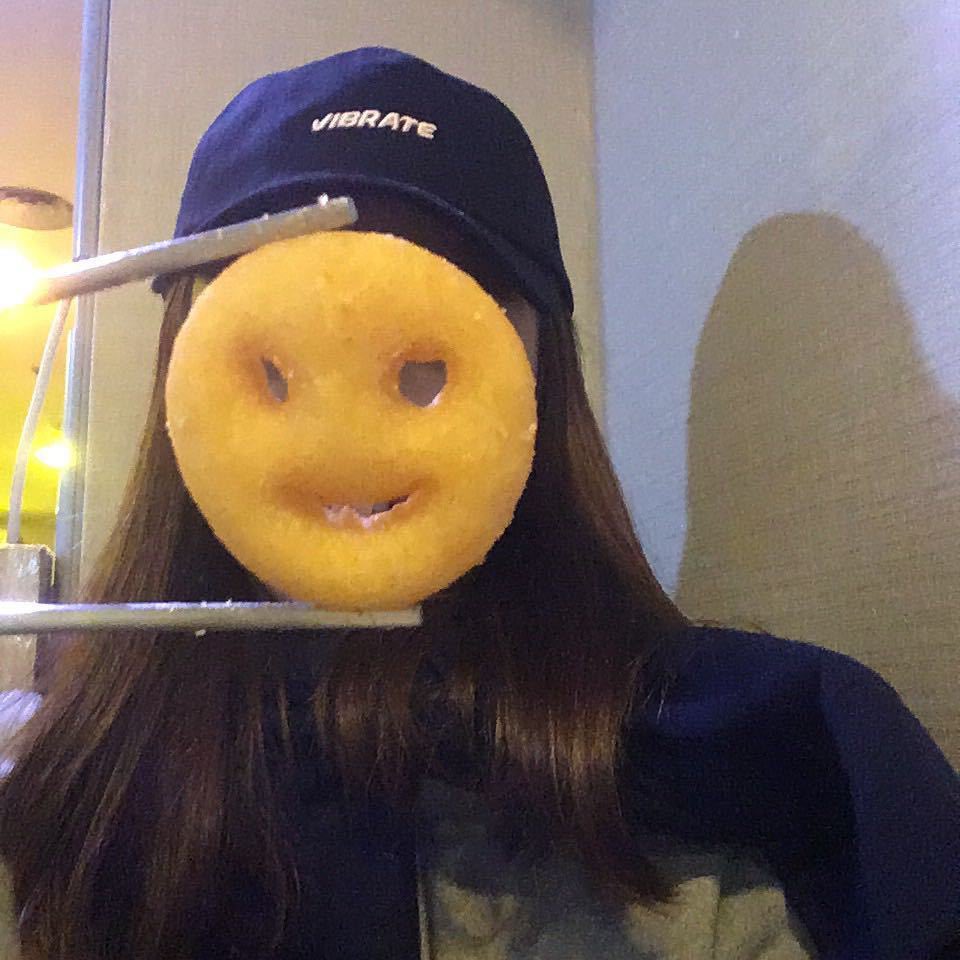 kimalang_0221's tweet photo. 진챠로 너무 여친짤 아니냐고 https://t.co/uMarf9874O