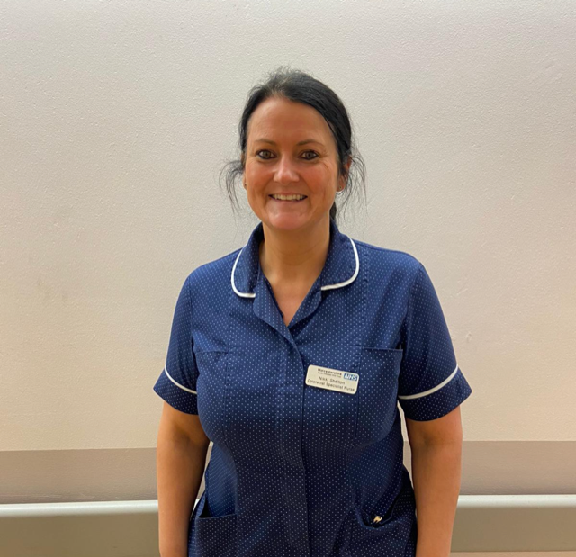 WorcsAcuteNHS's tweet photo. Next up is Nikki, Colorectal CNS

Nikki was inspired by a CNS who was a huge support to her mom when she was unfortunately diagnosed with stage 4 lung cancer. 

"I wouldn't of been able to get through without her. I am grateful to be able to offer this support to my patients"💙 https://t.co/bxz0fPFi4w