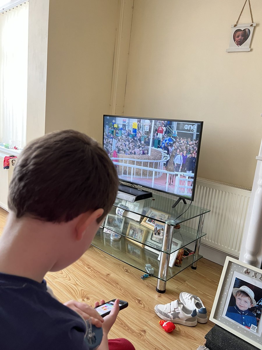 ccfcgirlnickla's tweet photo. #CheltenhamFestival #day1 #nason 7th #Cheltenham age 6 lol . #horses #loveit . His doing his #numberblocks lol #15mar22 happy confirmation day Caoimhe https://t.co/bkbqTYD2n5