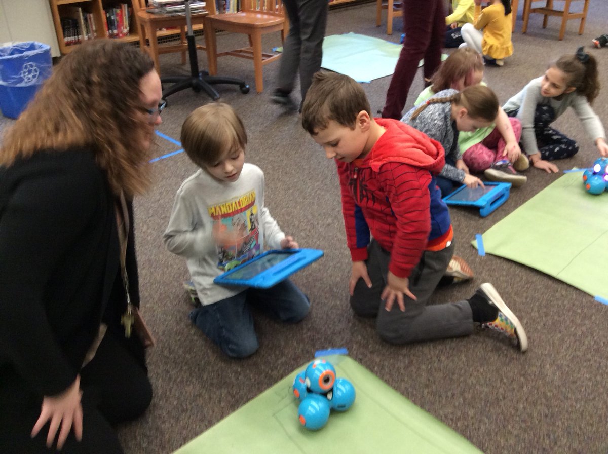 BethlehemCSD's tweet photo. It’s never too early to learn how to code - BC Instructional Technology Specialist Stephanie Berlind stopped by Elsmere Elementary to give first grade students a coding and robotics lesson. 🤖 https://t.co/VdCUKckUgO