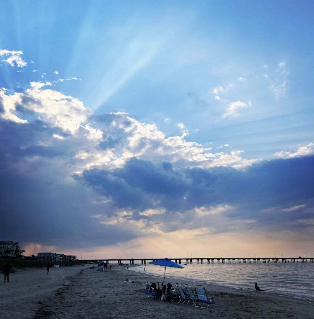 DegenOfTheSea's tweet photo. My new #photography #NFT collection now live in #OpenSea!  Come check it out and let these #BeachLife vibes restore your soul! 🌊 🏝 ☀️ 
https://t.co/KkaumShSmE https://t.co/o557eyux4z