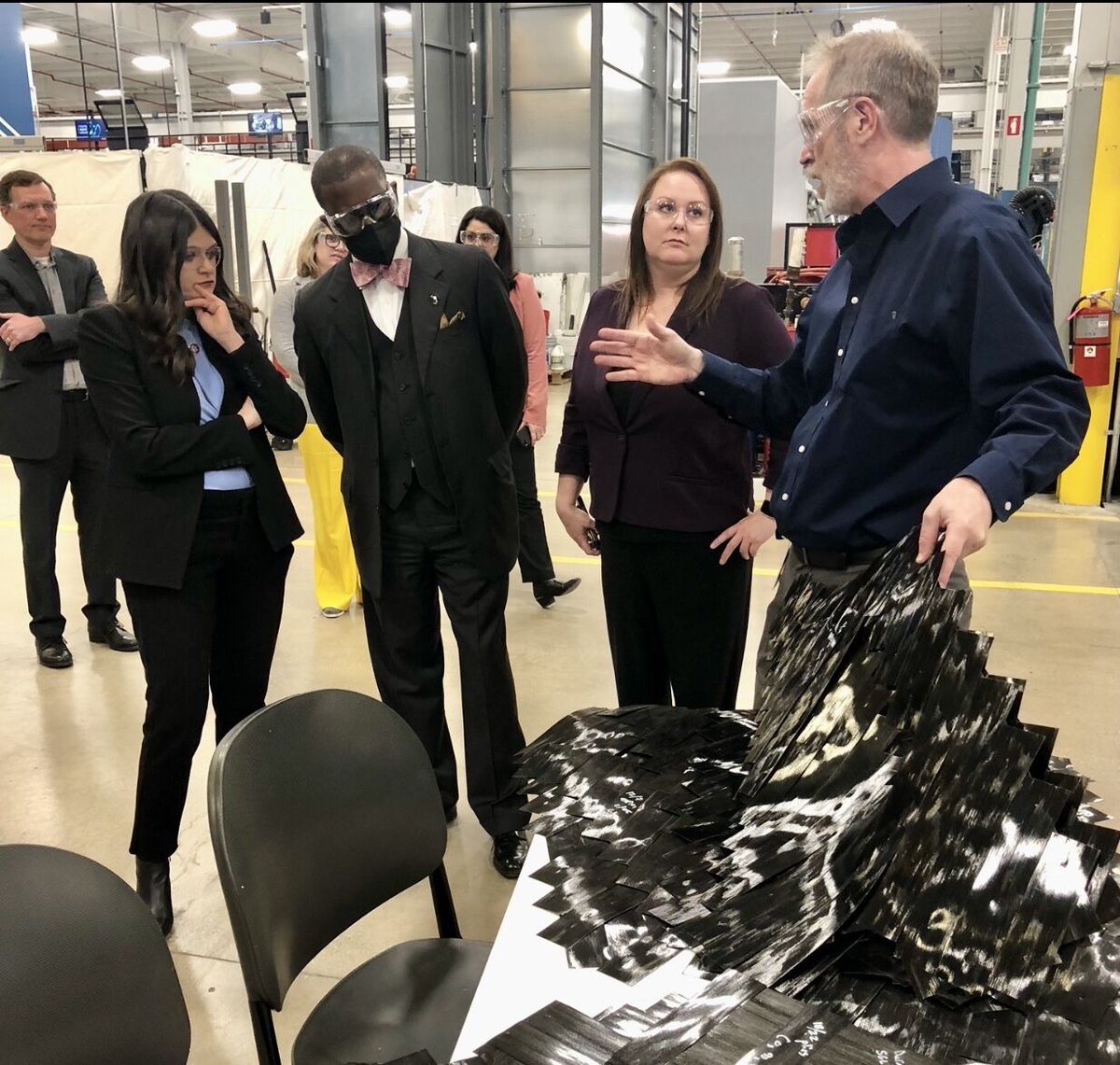 iacmihq's tweet photo. Congresswoman @RepHaleyStevens  Stevens visited IACMI's SuRF for MFG Monday. Managed by @michiganstateu, SuRF’s extensive large-scale equipment &amp; resources help transform R&amp;D ideas into commercial innovations. Pleased to have MEDC  CEO Quentin Messer, Jr. CEcD join the tour as! https://t.co/MpNOq65Se0