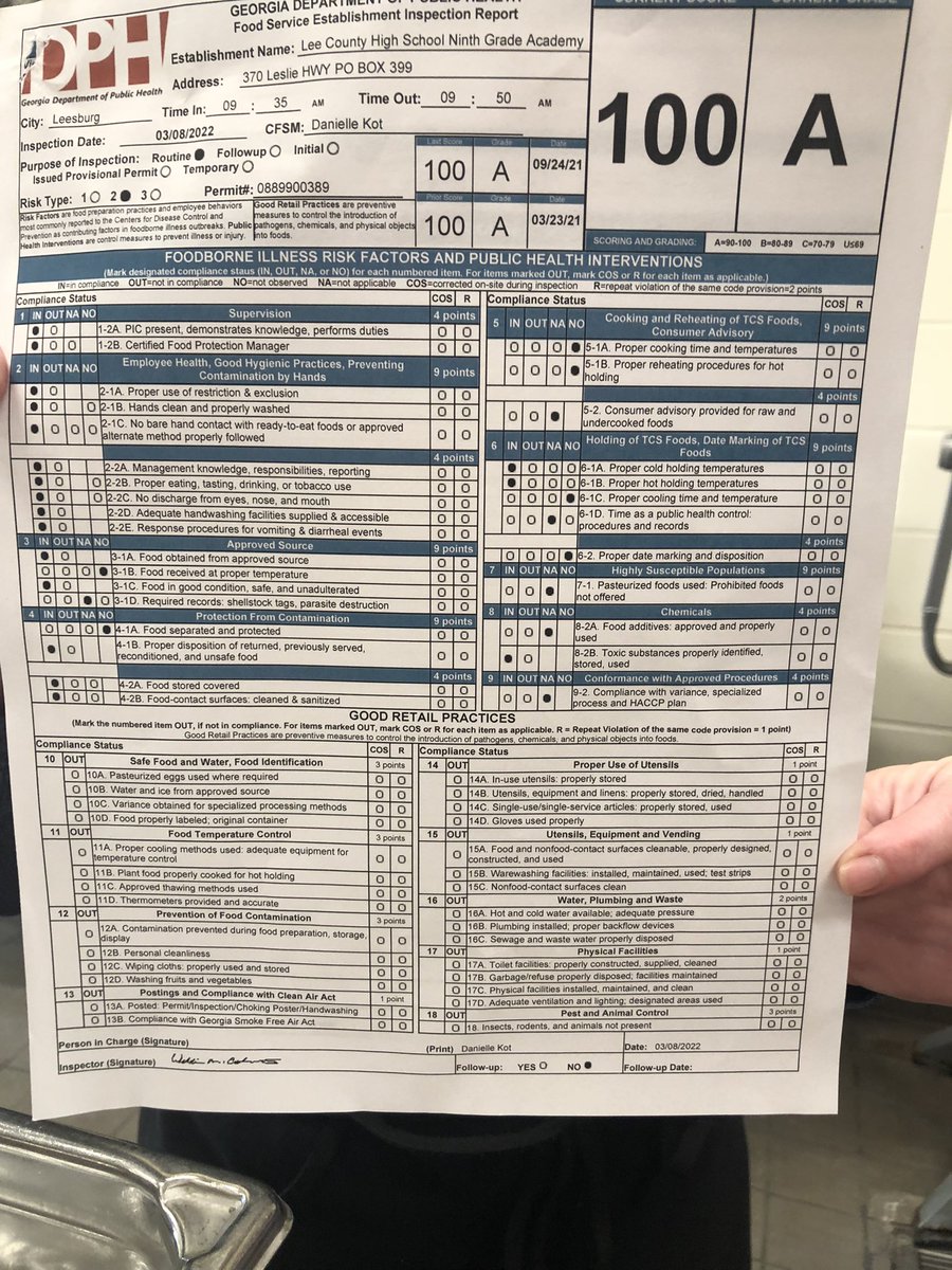 LCHS9GC's tweet photo. Congratulations to our wonderful cafeteria staff who had a PERFECT SCORE on their recent inspection. These ladies work so hard everyday preparing delicious meals for our students and staff. Thanks for all you do!! https://t.co/EzEmqDLCg4