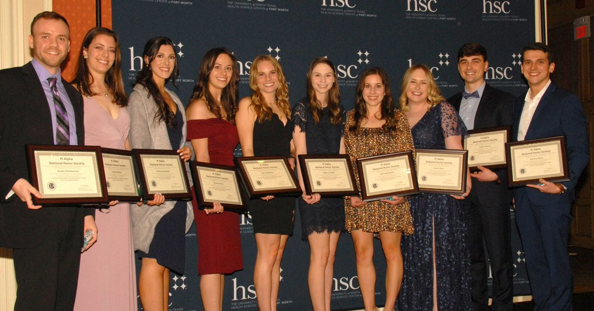 UNTHSC_PAS's tweet image. We are celebrating PI day by highlighting our PI ALPHA honor society student inductees for 2022!
L to R: Dustin Zimmerman, Lauren Mullins, McKenzie Bartlett, Briana Koym, Blair Bokelman, Becca Elwell, Haley Borthwick, Lauren Boyd, Carter Hanson, Andrew Garza
#HSCProud #PiAlpha