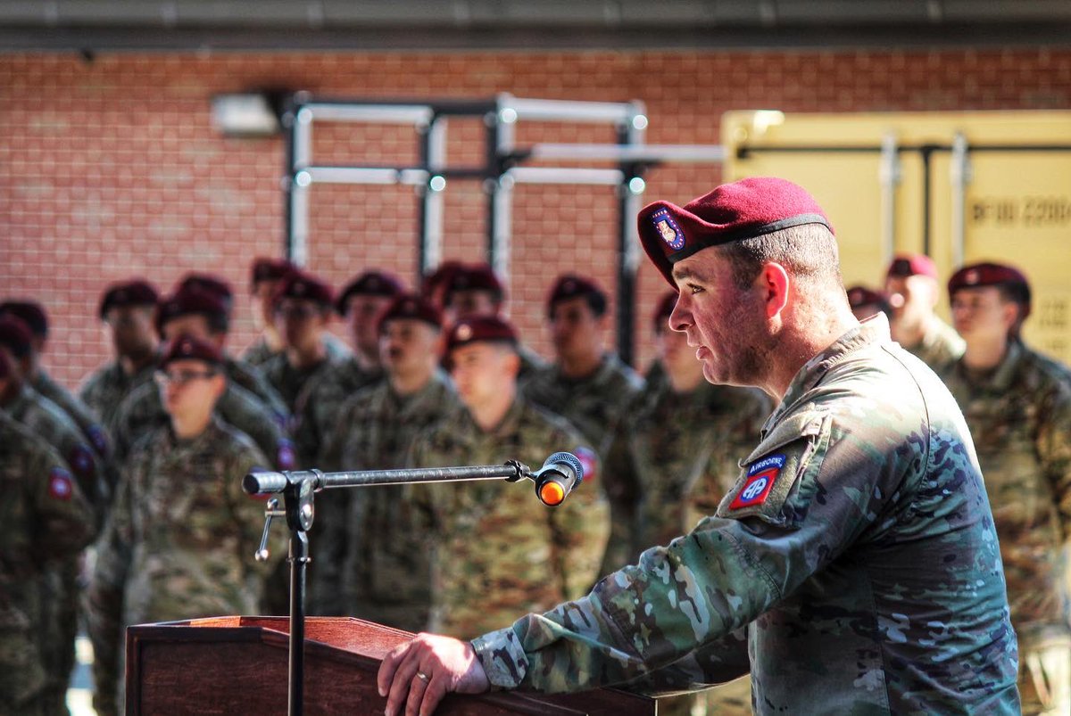 127th_AEB's tweet image. Delta Company's Change of Command Ceremony today! 1SG Cole, incoming, assumes responsibility from 1SG Allen, outgoing. #devilstrike #AATW