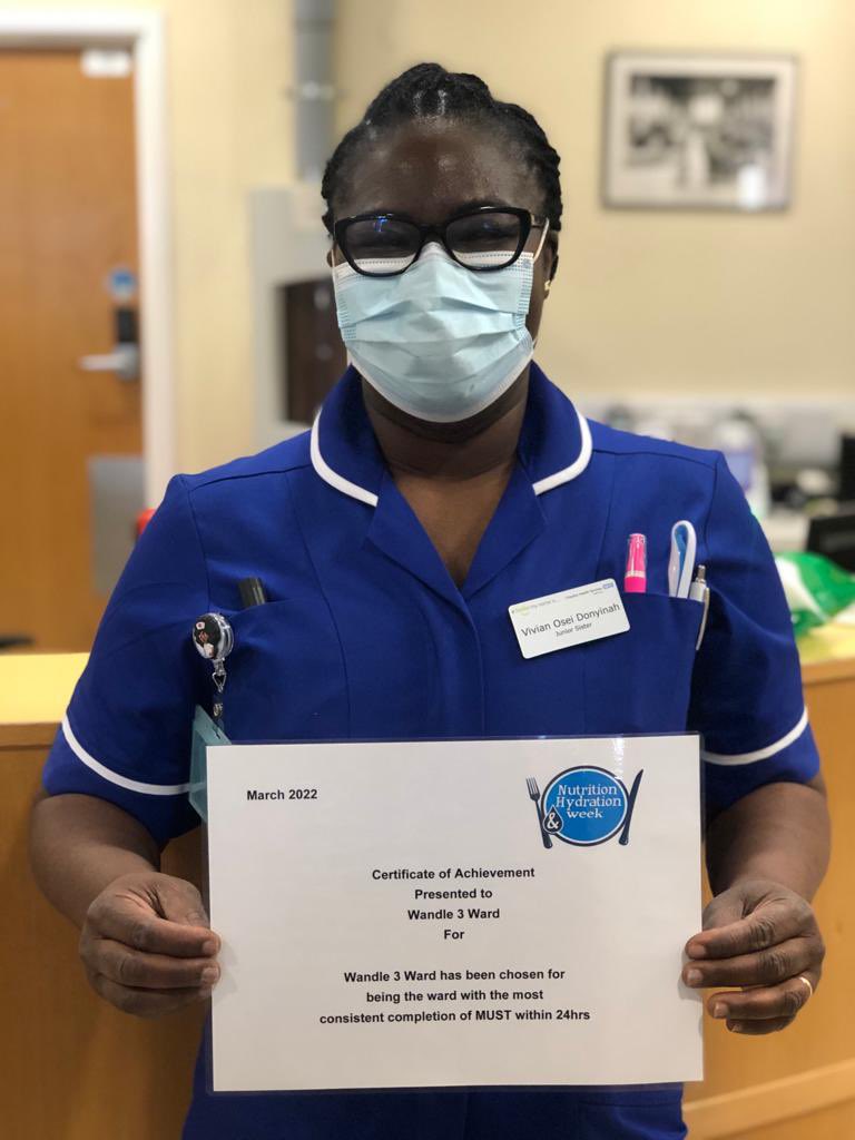 croydonhealth's tweet photo. The awards were flying out today! Staff received Certificates of Achievement for their continued service in keeping patients healthy with nutritional food and drink. It truly is #NutritionAndHydrationWeek 🥳

🍎🥒🍌🥕 #TeamCroydon https://t.co/RMjPDeSLCg