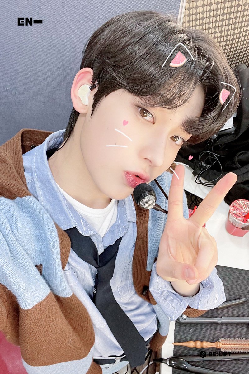 jna4ksn's tweet photo. #bringingback

--- a thread of sunoo's cute filtered selca: https://t.co/KDcrIdtKvn