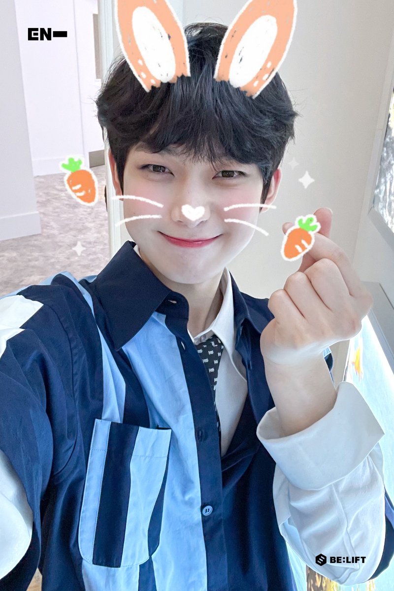 jna4ksn's tweet photo. #bringingback

--- a thread of sunoo's cute filtered selca: https://t.co/KDcrIdtKvn