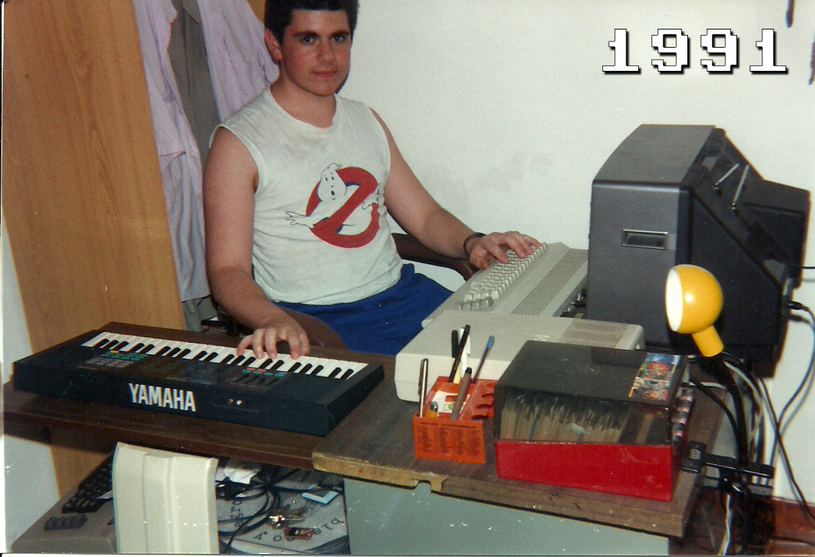 narcisound's tweet photo. Pasan los años. Pero hay cosas que no cambian. https://t.co/Z8qxaZgmAK