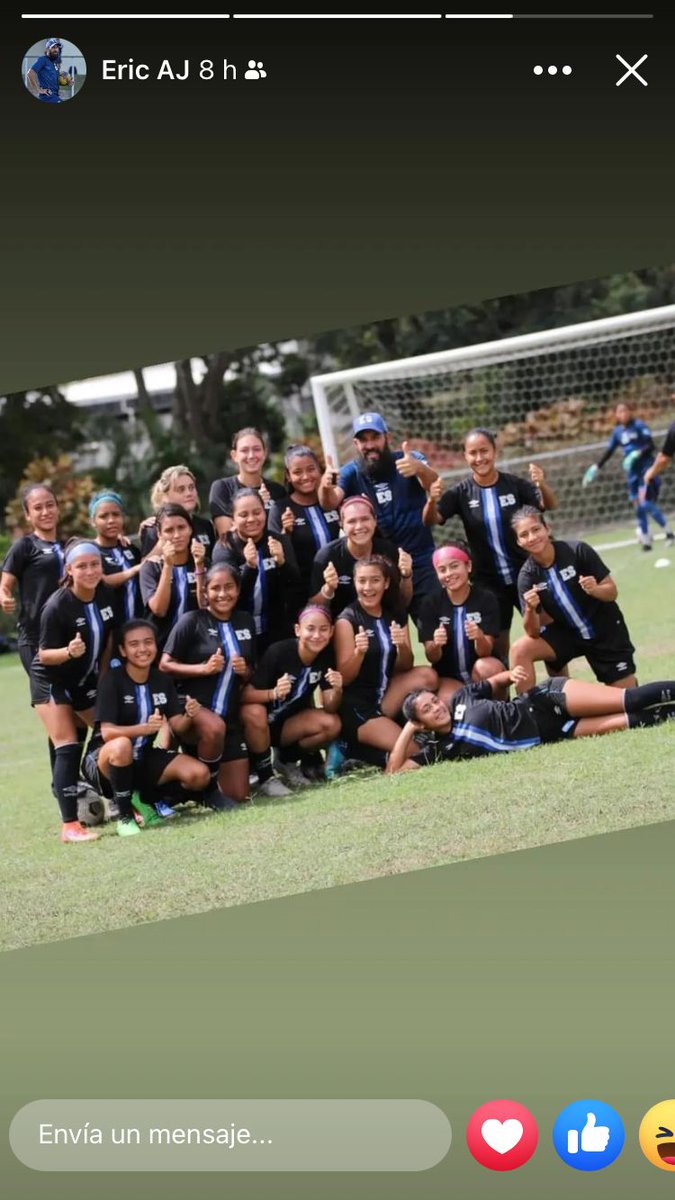 Grandes mis viejitas  grupo muy unido grande ejemplo de que si se puede unir camerino gracias  Sub 20 fem. A luchar duro esos juegos por un puesto en juegos C.A y el Caribe  contra C.R 
Segundos de Uncaf premundial 9
puntos justos ganadores de eliminatoria contra hnas ticas.