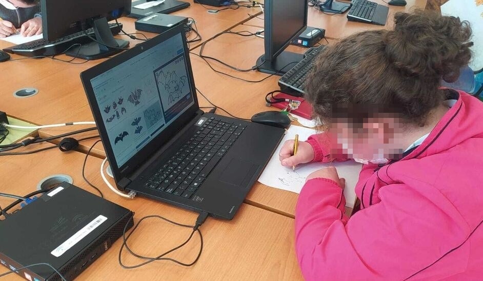 gevillacarrillo's tweet photo. Los jóvenes de #Picena (#Granada) y su @CGPicena trabajan sobre los #Murciélagos y colaboran con nuestro proyecto "Los murciélagos, nuestros amigos". Más info en:

👉https://t.co/Sjn5z4igSM

@SECEMU_ @Ratpenats_Cat @Elena_Tena_ @ClaraUndata @adria_baucells @asociacionanse https://t.co/pYaUxOZkri
