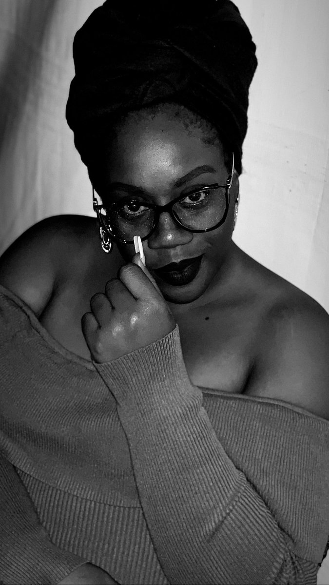 thickums_likexo's tweet photo. In retrospect, I’ve survived everything sent to destroy/break me ✊🏽 

Weapons formed shall not proper 🧿
#Resilient #ItsGeBaby #BetterForIt #Chunks 🤎✨🌻🦂 https://t.co/9qr6x5yLiw