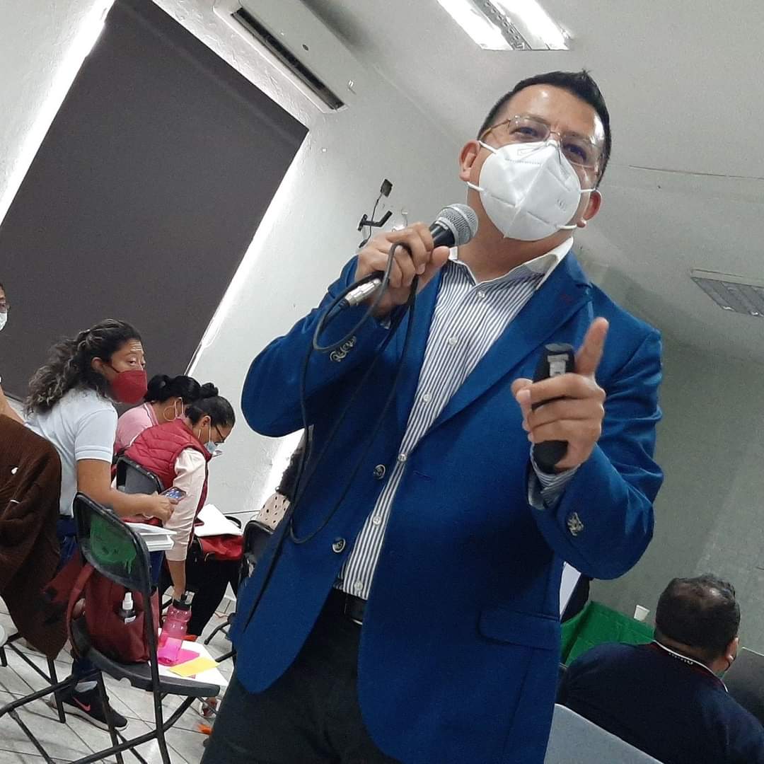 En el simposio educativo