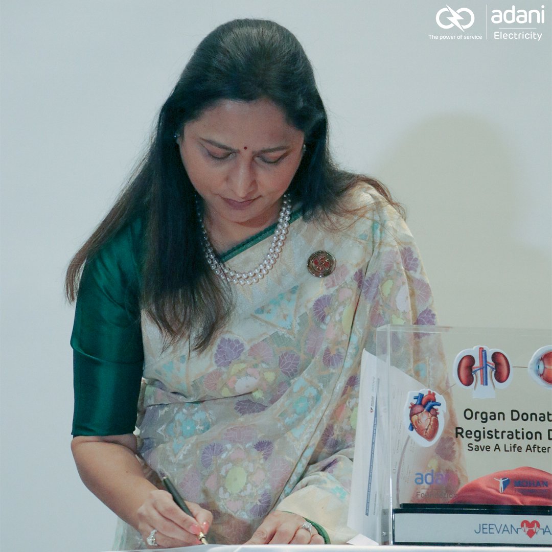 Adani_Elec_Mum's tweet photo. Leading by example: Dr Priti Adani, Chairperson of the Adani Foundation pledged for organ donation to empower the lives of other people, under the Jeevan Amrut Program launched by Adani Electricity. We are honored to follow in the footsteps of a leader who truly cares. 👏 https://t.co/FI49OBR1lV
