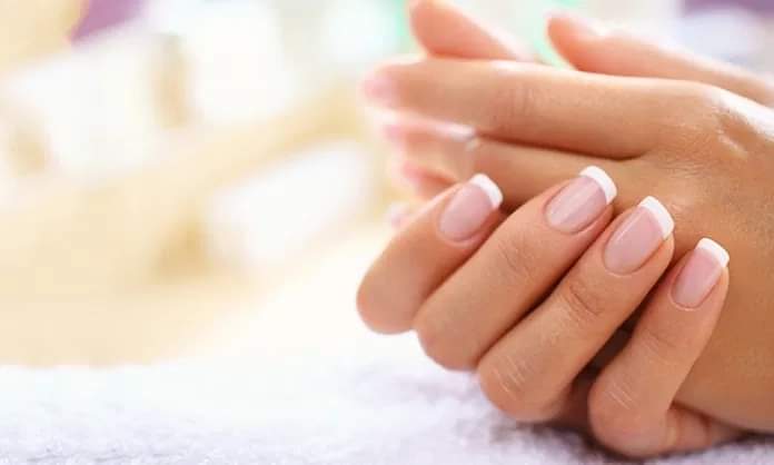 Imparare a fare i conti sulle dita di una mano sola, ti dà la bellezza dell'apprezzare ogni singolo numero, ma anche la paura che le dita non bastino.