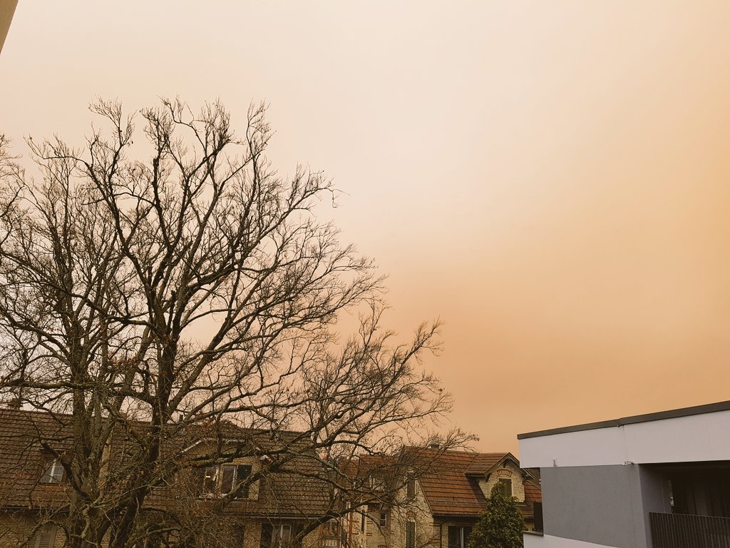 What an effect... Sahara Dust reaching Switzerland