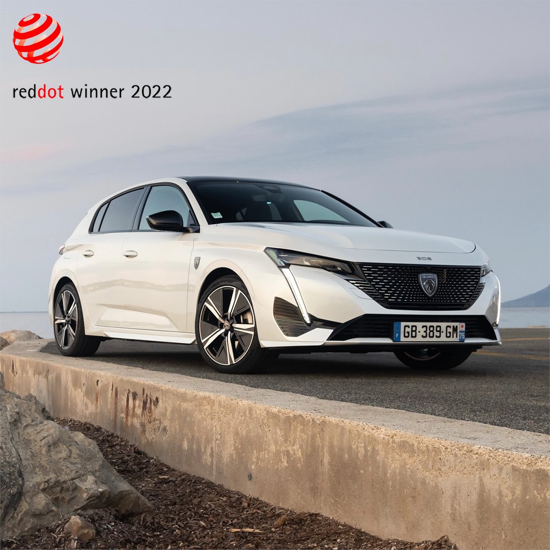 Peugeot France tweet media