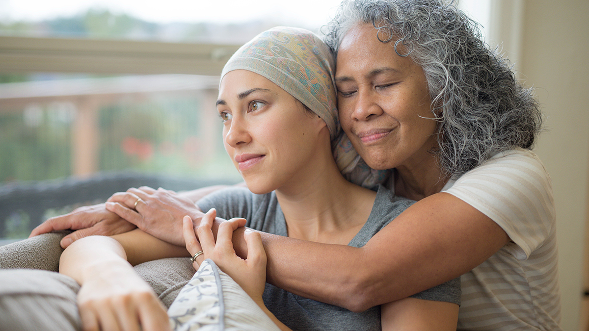 De diagnose #kanker zet je leven op z’n kop waarbij er allerlei gevoelens en emoties voorbij kunnen komen. Er is geen eenvoudig antwoord op de vraag hoe je hier mee om kunt gaan, maar misschien dat deze tips een beetje kunnen helpen: voedingenkankerinfo.nl/tips-bij-emoti…