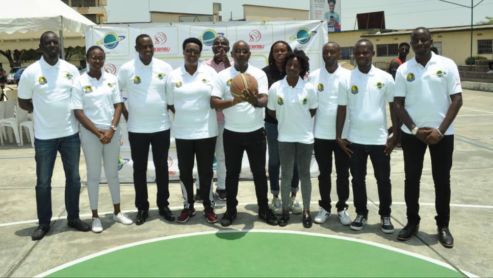 NationalComite's tweet photo. Signature de l’accord de sponsoring entre la Fédération de Basketball du Burundi (FEBABU) et l’imprimerie Planet Media dans l’organisation de « Ladies Cup », un tournoi qui sera livré ce mois de Mars en marge de la célébration de la journée internationale dédiée à la Femme... https://t.co/pm4IqgZUi4