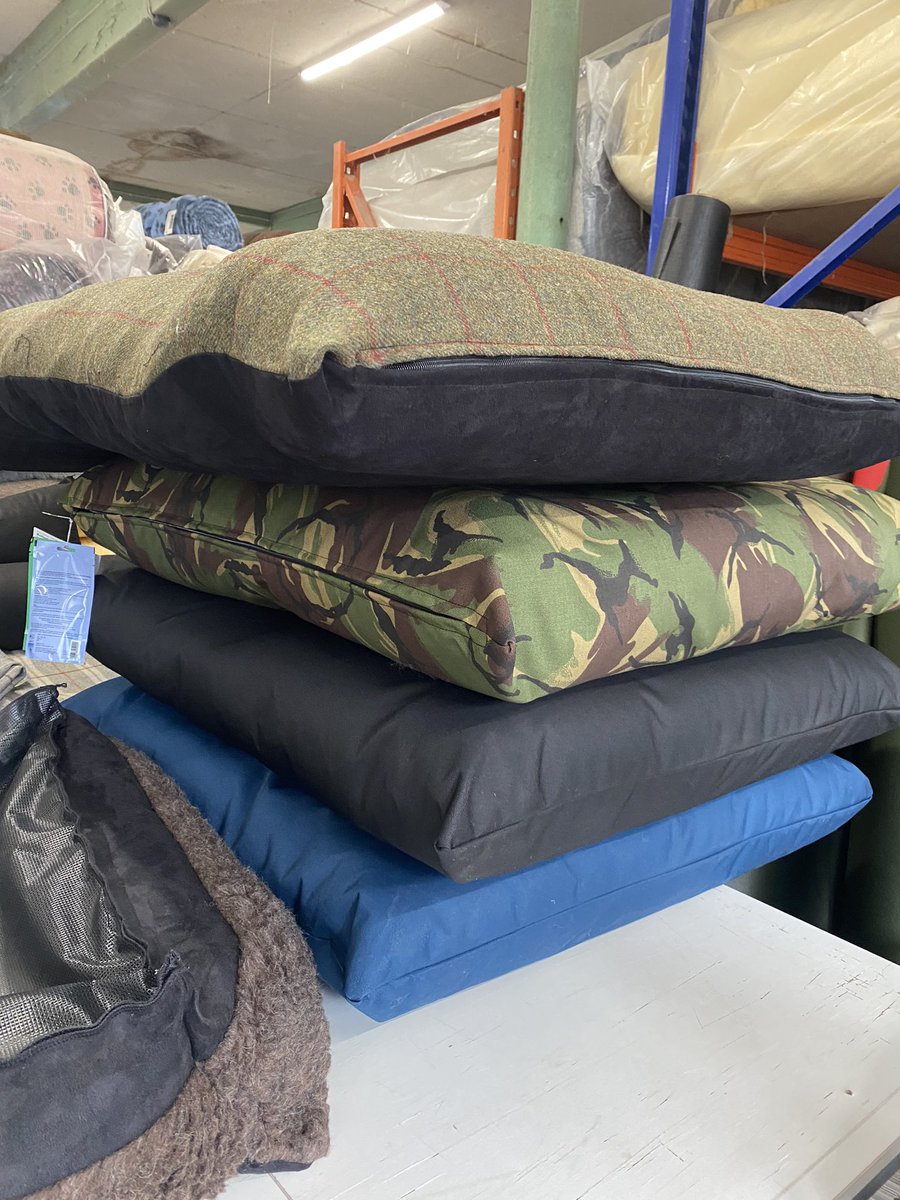 BronteGlen's tweet photo. The aftermath of @Crufts is in full force lots of orders sent out and lots still going - if you missed getting yours use crufts10 for 10% off on our website https://t.co/E5W8ENVngK valid until 20th March #bronteglen #dogbeds #bronteglendogs #dogsoftwitter https://t.co/0PynzG0zWI