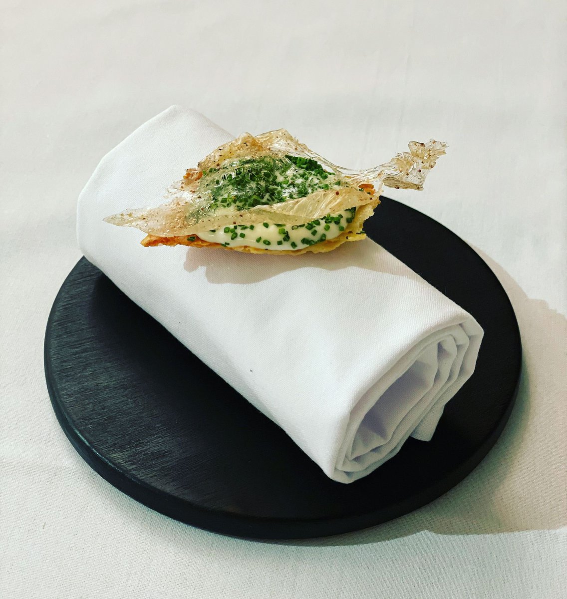 The French tweet media