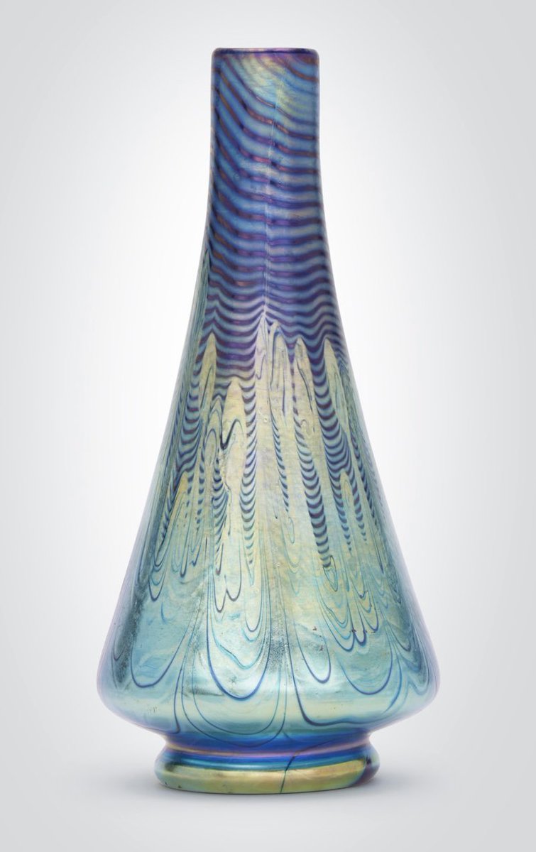 tclary14's tweet photo. Lötz and lötz of activity!! Six glass vases by Lötz sold for a total of $73,000 in this morning’s #sothebysdesign sale @Sothebys https://t.co/yYztGy0zZ9