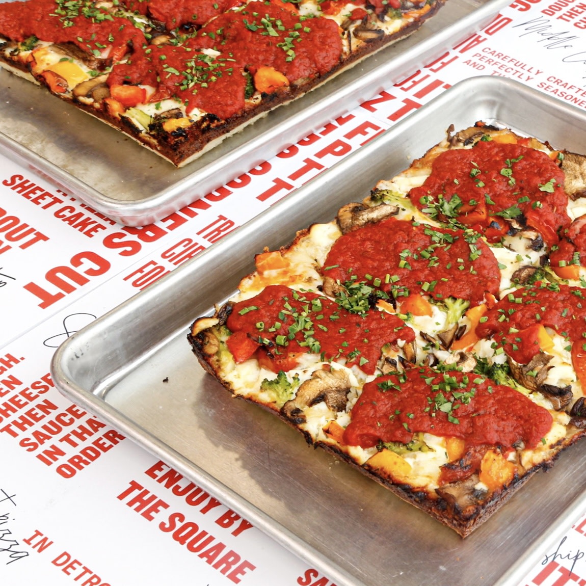 MfgSquare's tweet photo. In addition to our signature, made-from-scratch dough, all our squares can be made with #GlutenFree dough Monday-Thursday! 😎  #squaremfgco #detroitstylepizza 

Enjoy with our selection of signature pizzas or get creative and customize your own❗️ https://t.co/u8z7uCc71p https://t.co/6bDan2Q54e