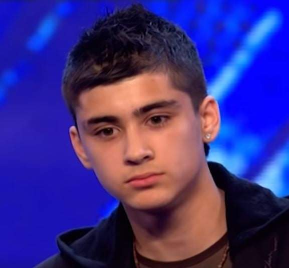 zayn_projects's tweet photo. ۱۲ سال پیش زین تو مسابقه استعداد یابی X factor اجرا داشت. جایی که نقطه شروع خیلی چیزا بود. اگه خواستین می‌تونین با این هشتگ توییت بزنید براش. (ترندینگ اعلام نشده.) 🤍
#12YearsOfZayn https://t.co/qy247I4LLQ