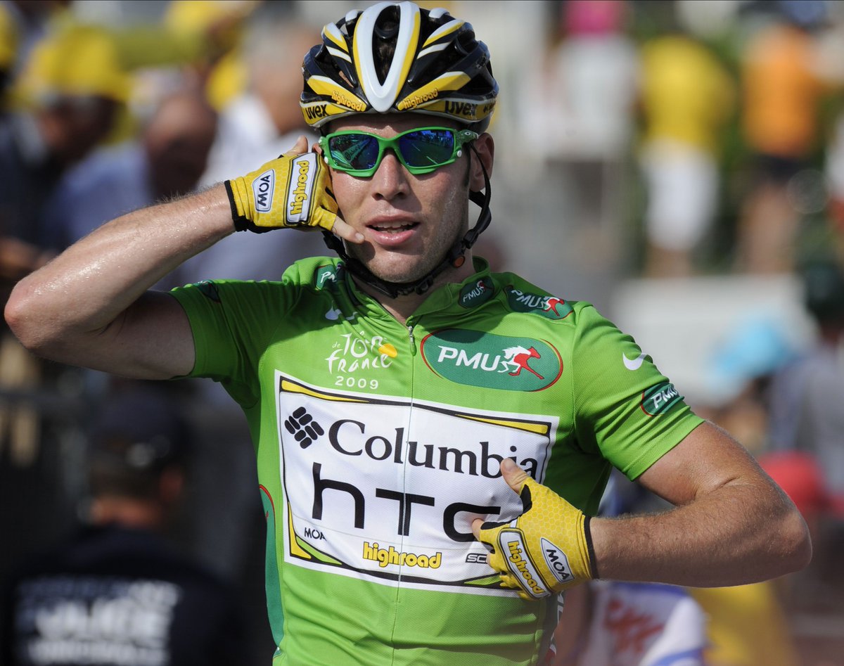 Een zegegebaar maken is voor weinigen weggelegd in het wielrennen. Sommigen moeten elke keer iets nieuws verzinnen. Wat is jouw favo juich uiting?