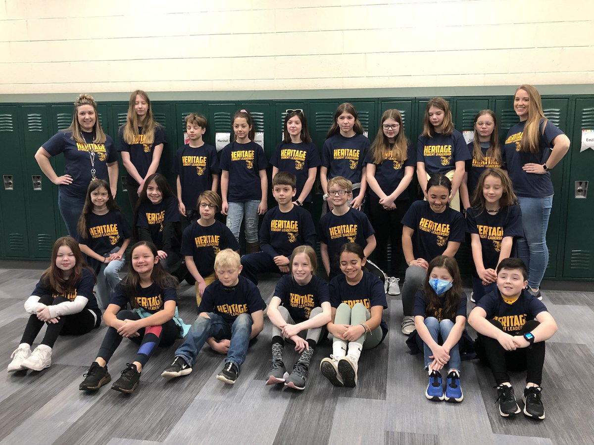 mledford918's tweet photo. Meet the @MrsPeetsTweets Heritage Leaders! These amazing students collected over 1,700 books for under-resourced schools for the Dean Ledford Memorial Foundation! Incredible! thank You! 💗#sascompass #marchisreadingmonth #books https://t.co/YYx7zBmTN4