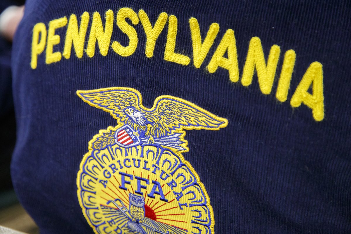 PASenAgComm's tweet image. On the final morning of the State Legislative Leadership Conference, Chairman @SenElderVogelJr joined over 400 Future Farmers of America for breakfast. This concludes a three day workshop highlighting the legislative process and how government works.