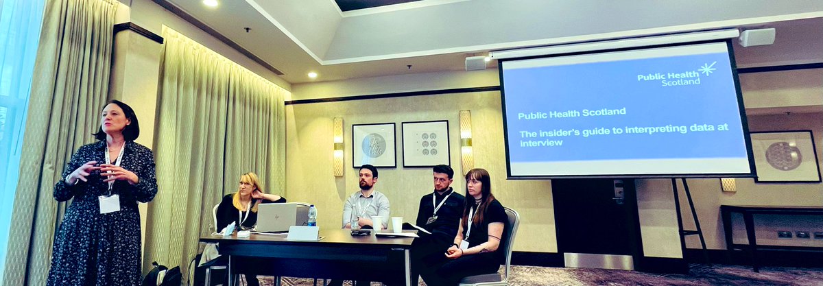ManiraAhmad's tweet photo. Caroline @P_H_S_Official kick starts our workshop - “An Insider’s guide to interpreting #data at interview”
#DataTalent22 #DataFest22 https://t.co/9trgsesvgr
