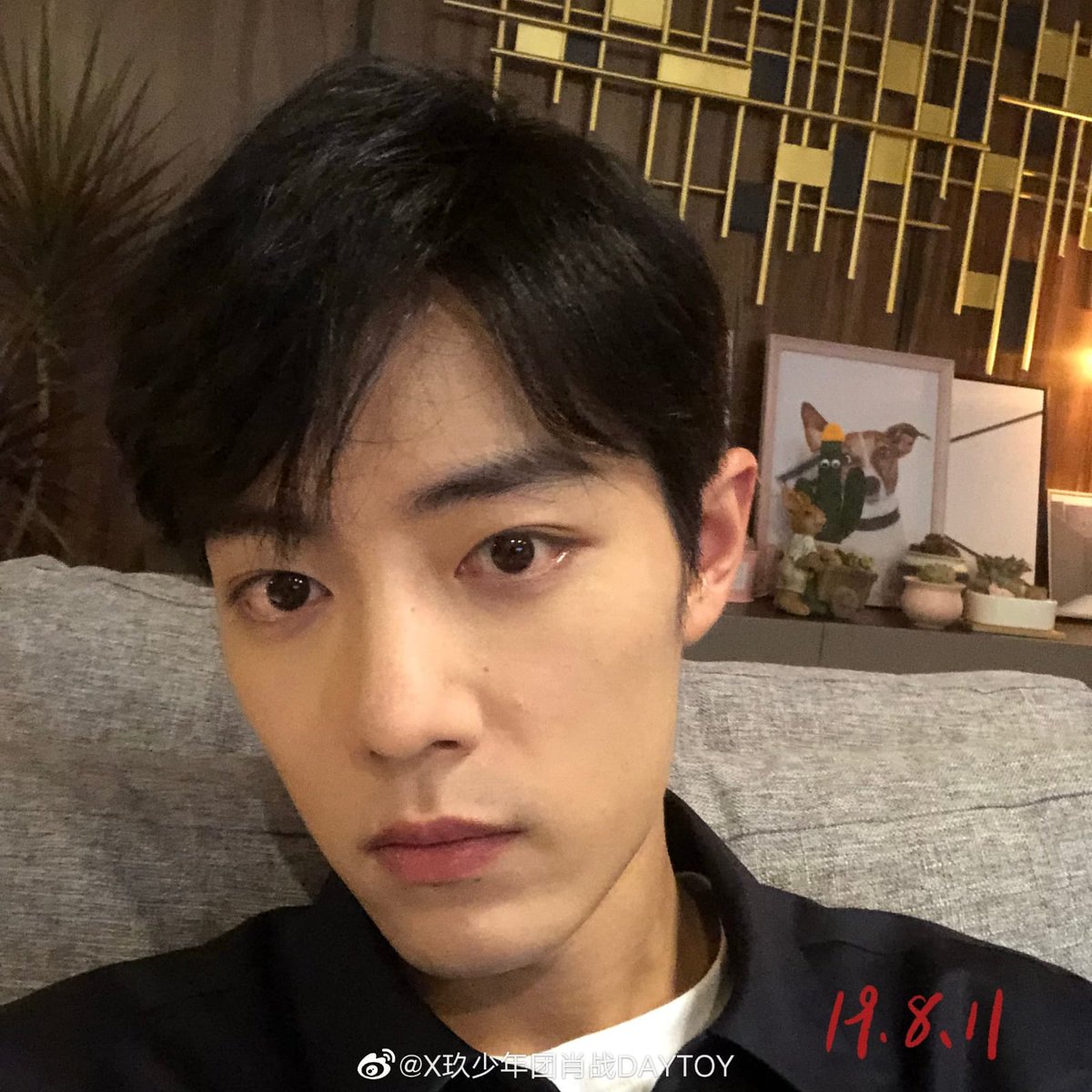 xiaozhanhispano's tweet photo. 『 INFO - 15.03.22 』

Actualización de Xiao Zhan en Weibo.

"Mirando a través de todas las fotos que tomé para grabar la vida en ese entonces, encontré fotos del primer día de filmación... +" 

#TheOathOfLovePremiere
#WelcomeHomeGuWei #XiaoZhan #XiaoZhanxGuWei #肖战 #샤오잔 https://t.co/0hiBknbu4G