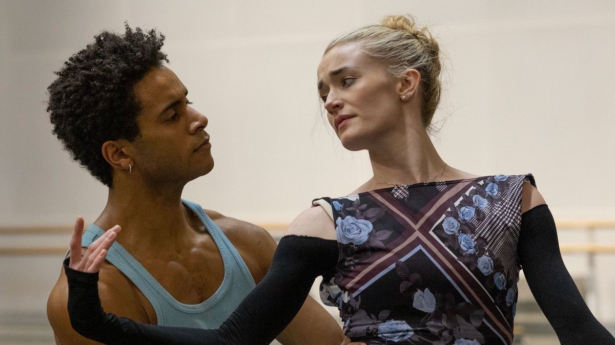 rbo_org's tweet photo. 📸 A few rehearsals photos from Swan Lake!

Marius Petipa and Lev Ivanov’s classic reimagined by Liam Scarlett features glorious dancing 🦢

Tickets: https://t.co/rzSweuGuOj

#RoyalOperaHouse https://t.co/vuaeKKSRqp
