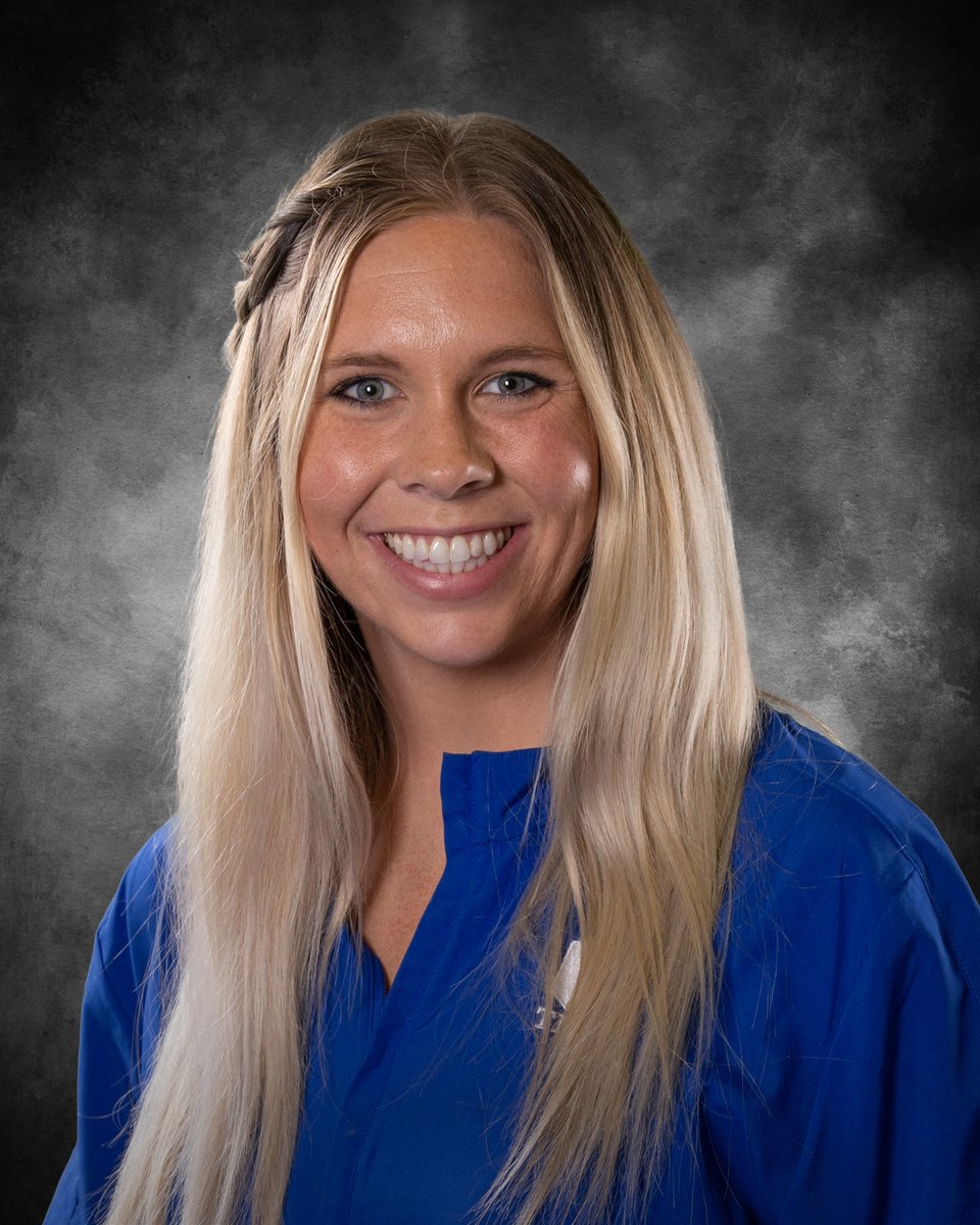 Carthage High School is pleased to announce Mrs. Chloe Allmoslecher as the new head coach for the Lady Tigers volleyball program! <a href="/CHSBOOSTERCLUB2/">CHSBOOSTERCLUB</a> @SoMo_Sports @J_GlobeSports <a href="/OzarksOzone/">Ozarks Sports Zone</a>