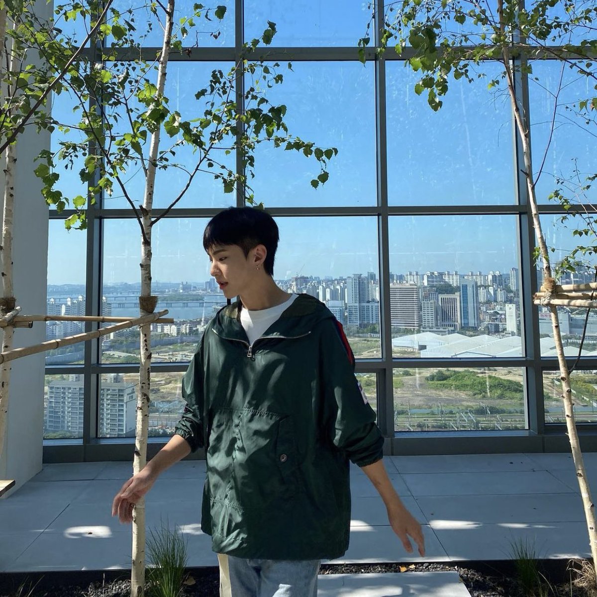 moonshvine's tweet photo. I, Devan Senandika Maheswara, am ready to be a part of UTS orientation.
#KAKAKPEMBIMBING
#UTSOrientation https://t.co/tKahRn6Cx9
