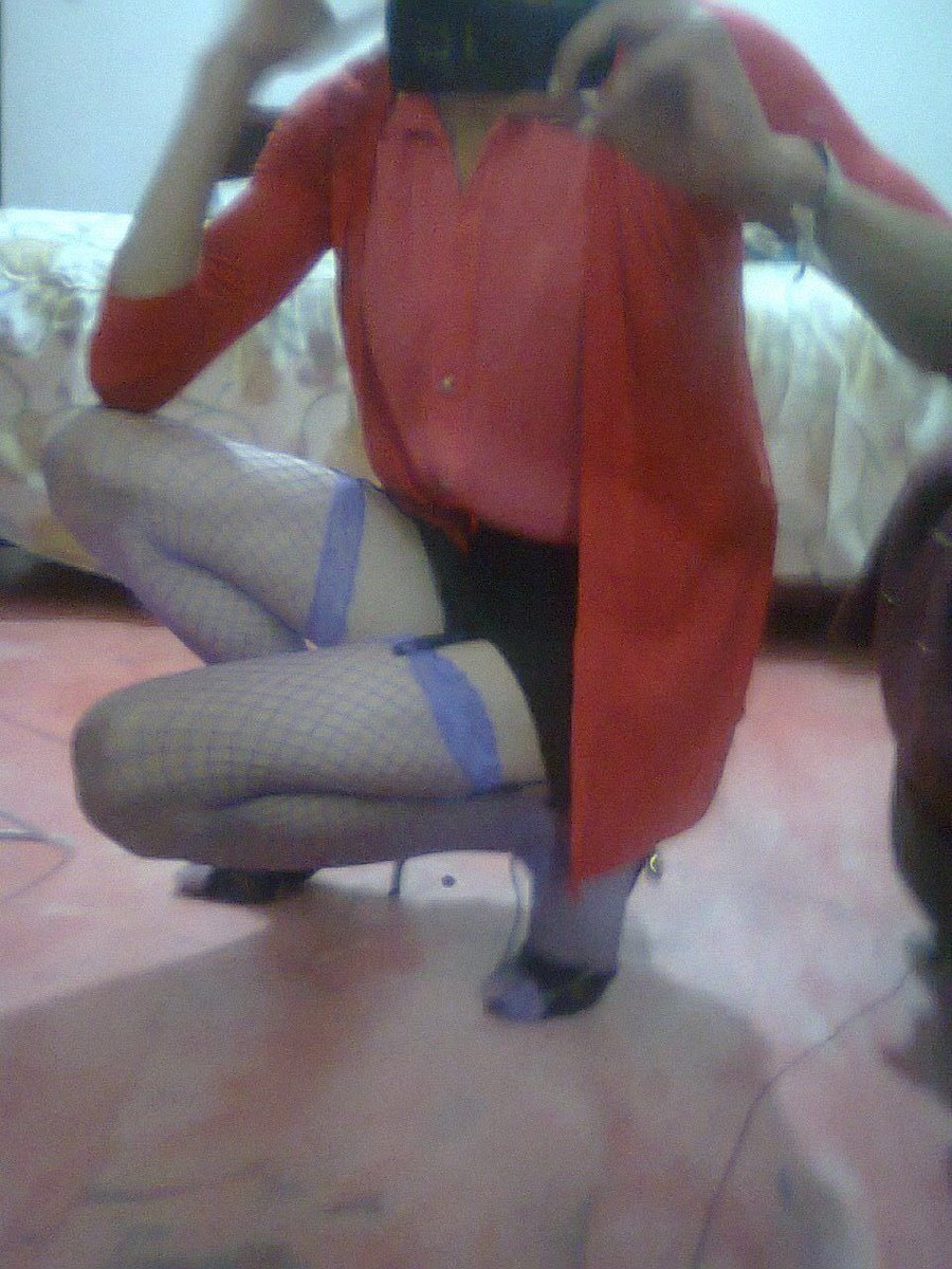 Camitrapito's tweet photo. Holaa, iniciando esta cuenta, denme amor pls #trapito #femboy #crossdresser #trap #lgbt #chile #travesti #santiago #gay #bisexual #anime https://t.co/XnmWG4Nkb9