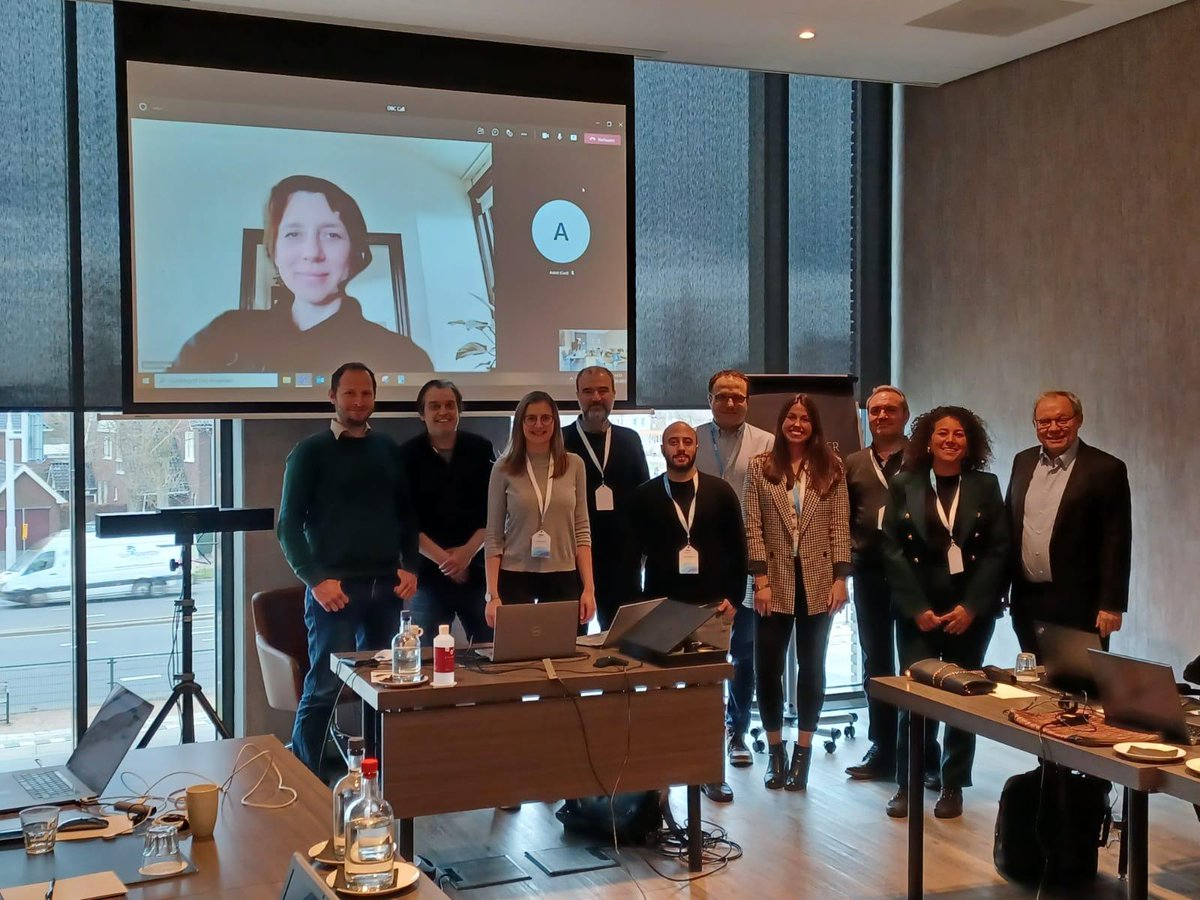 DIGI-B-CUBE tweet media