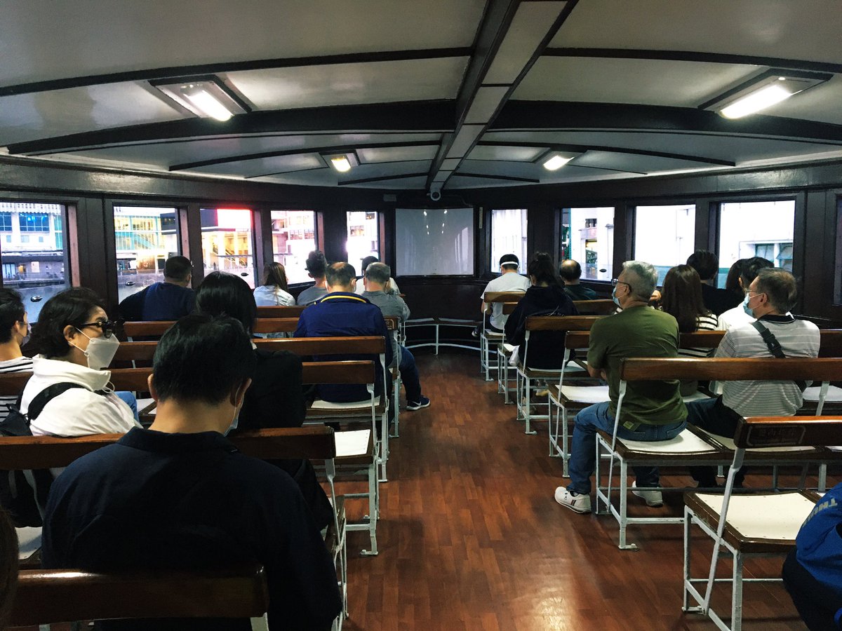 irislshangxx's tweet image. ⛴ #StarFerry accumulated $70m in the red in the past 2yrs. “Losses hv far exceeded the total assets, can’t repay the loans even after 2047.” from the GM ytd.
Some loyal pax told me, it’s been an habit to them &amp;amp; unique icon to #HK, it’s a pity if they close down due to #Covid19.