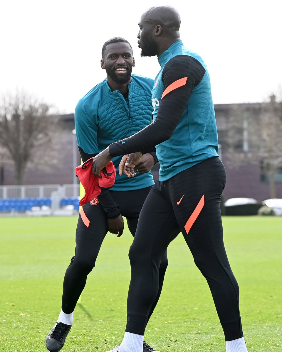 ChelseaFC's tweet photo. Rom and Rudi. 💪 https://t.co/KHtojDZepP