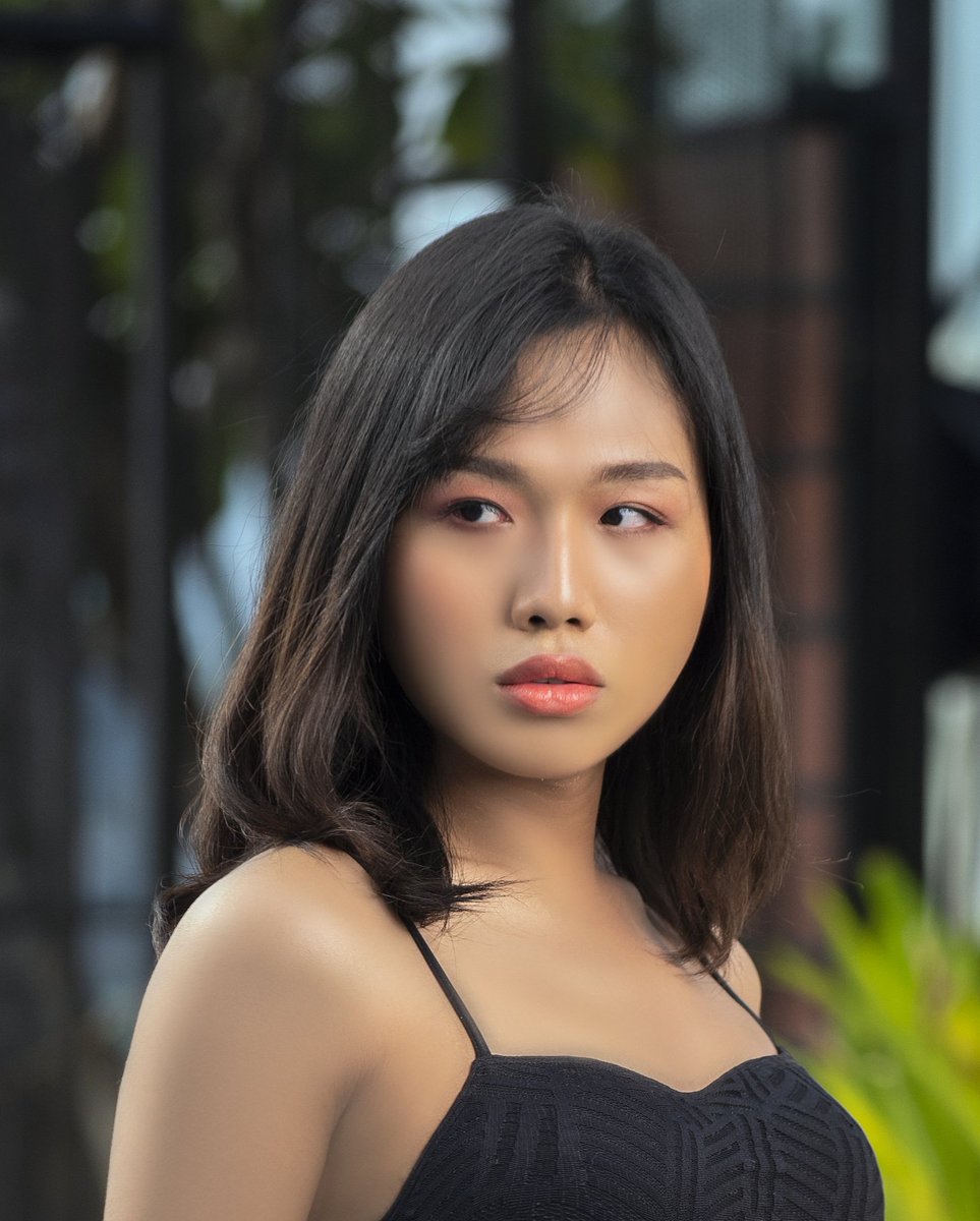 m.facebook.com/story.php?stor… retweet များများလုပ်ပေးနော် အချစ်တို့
